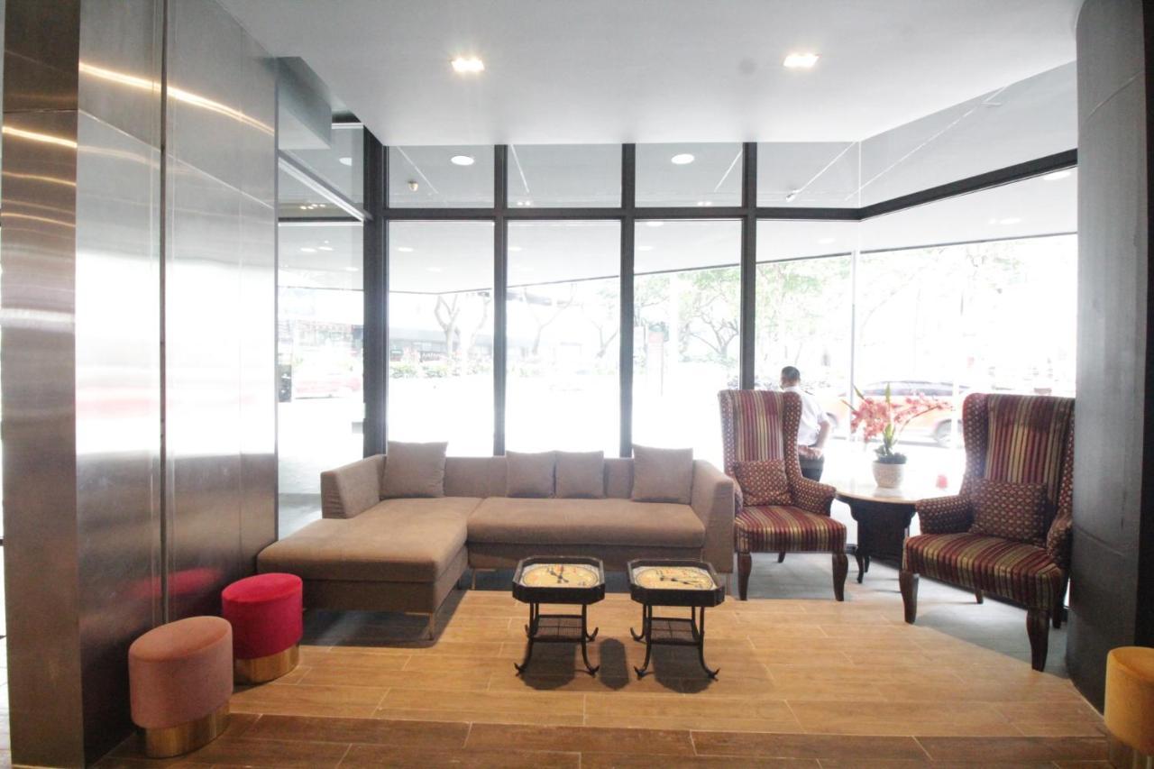 De King Hotel Klcc Куала Лумпур Екстериор снимка